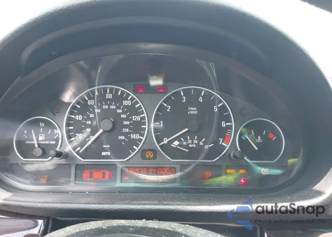 2003 BMW 330Xi из США, поврежденный, VIN WBAEW53423PN31175